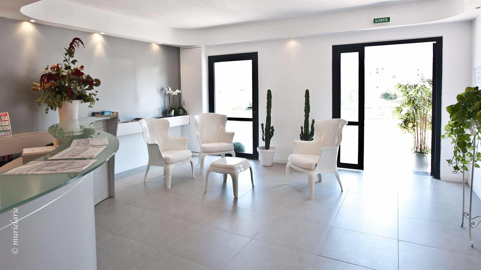 Aparthotel En Aparte Porto-Vecchio (Corsica)